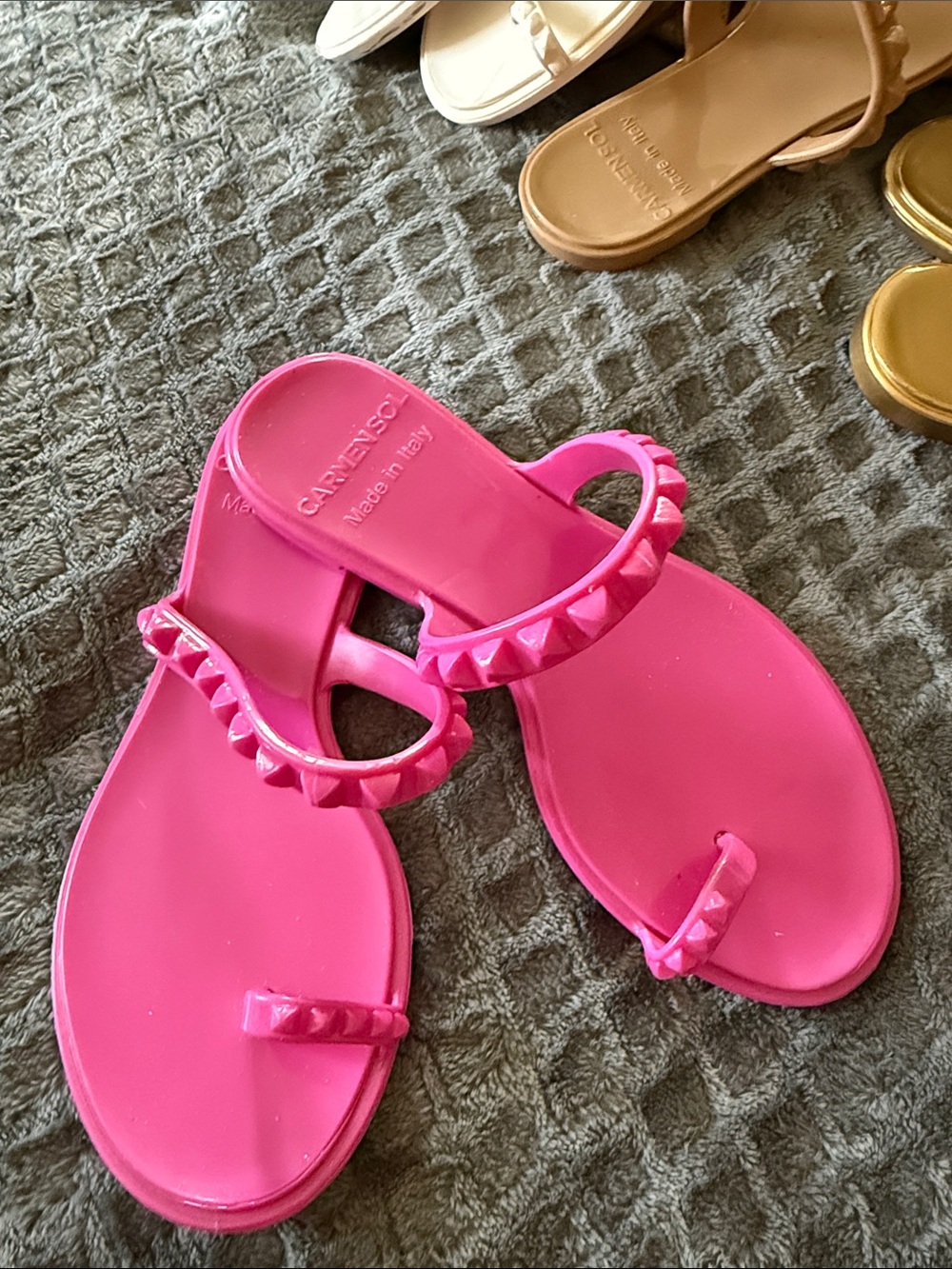 Women's Pink Studded Toe-Loop Sandals